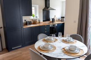 Cosy 2BR House - Space Centre - Free Parking - 4