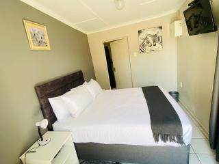 Phola La Bed and Breakfast - 2