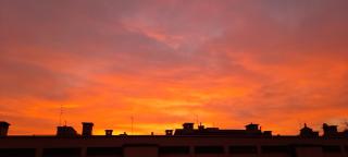 Apartment Near Linate Duomo and Central Station Minutes Away - 1