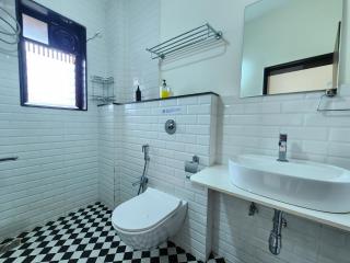 Contemporary 2BHK Family Retreat with Mangrove view, Pool & Amenities - Near Candolim Beach - 2