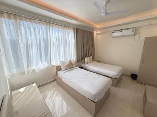 Hotel Crown Plaza - 8