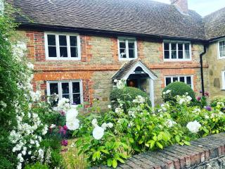 Super Host Large Luxury Cottage South Downs Park - 9