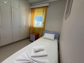 Anna's Seaside Apartment - In front of the beach - 2