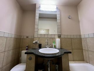 Cozy Marshalltown Studio - 1