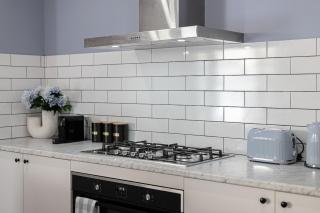 Avalon Beach Escape - 2