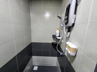 6-17 Galaxy Styles Emerald Aveneu - 2