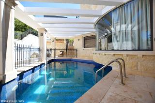 Villa Rose- Luxury Mountain Hideaway with Private Pool & Jacuzzi - 0