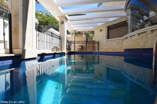 Villa Rose- Luxury Mountain Hideaway with Private Pool & Jacuzzi - 5