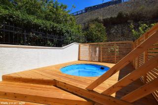 Villa Rose- Luxury Mountain Hideaway with Private Pool & Jacuzzi - 3