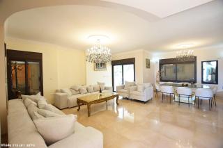 Villa Rose- Luxury Mountain Hideaway with Private Pool & Jacuzzi - 1