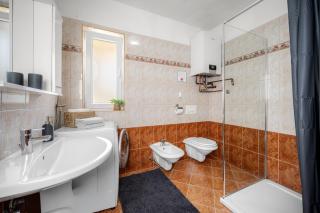 Home DiE Paradise - 3