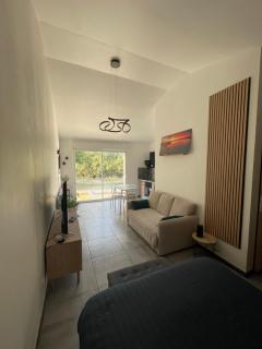 Maison avec grand espace en hauteur - 1