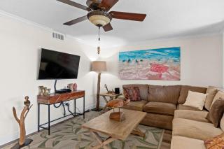 Tortuga – 2BR on Beach, Heated Pool & Sauna - 5