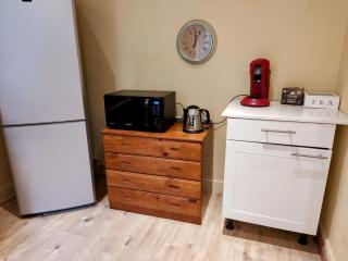 Modern half-basement 1BR near Montgomery & VUB - 6