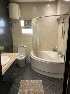 Quiet modern cocoon in the best Cairo suburb- 3BR - 8