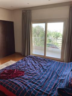 Quiet modern cocoon in the best Cairo suburb- 3BR - 7