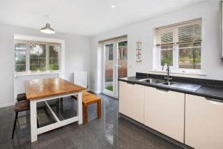 House with Garden & Parking - 1