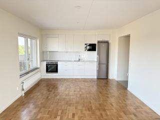 Modern corner apartment - 0