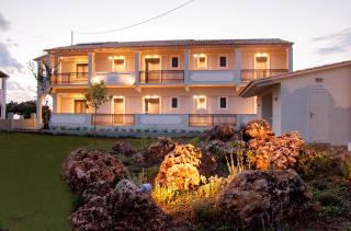 Hyacinthus-Cressida Seaside Apartments - Acharavi - 0
