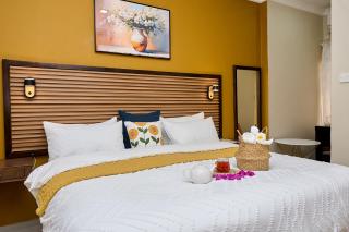 Tsholofelo East Guesthouse - 2