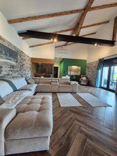 Four Seasons Luxory Vendégház - 4