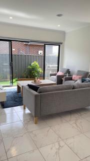 Home in Rockbank, West Melbourne - 7