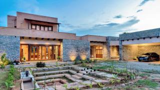 SaffronStays Madhugiri Castle - 3 bedroom & pet friendly - 3