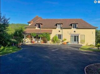 Airconditioned spacious country house with private swimming pool - 0