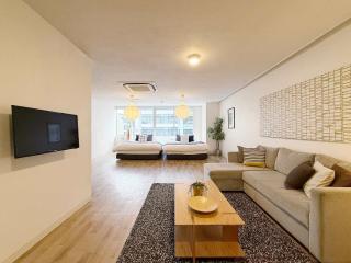 b hotel Nikke - 2BR Apt for 10ppl near Hondori Shopping - 9