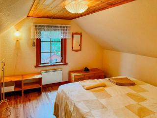 Historic Lakeside House With Private Beach - 1