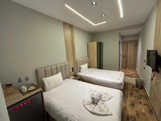 Princess Pyramids View Inn - 2