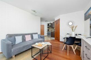 Bright Apartment Morskie Oko Międzyzdroje with Balcony by Noclegi Renters - 2