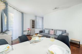 Bright Apartment Morskie Oko Międzyzdroje with Balcony by Noclegi Renters - 1