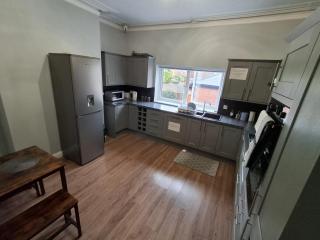 2 Bedroom Maisonette Apartment with Open-Plan Kitchen, Dining and Sitting Area on Lower Level - 3