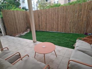 Paradise in haifa near the bahai gardens - 6