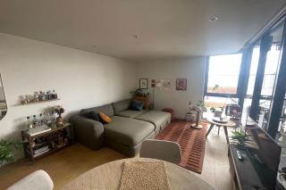 Stylish Inner City Apartment - 0