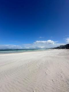 Hotel Bossa Nova Cabo Frio Passagem flat com varanda - 9