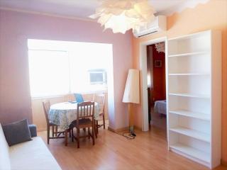 3rooms, 10 minAirport, free parking, public transp - 0