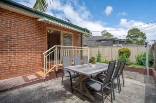 4E0 Abnb-Style Spacious 3BR, Free Parking, Easy Access To City - 9