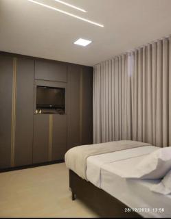 - Moc Hidden Gem - - 2