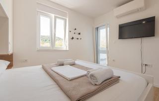 Holiday home Iva by Villas Guide - 6