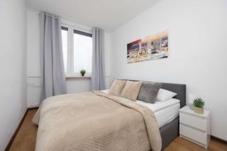Family Apartment with Homely Atmosphere and Excellent for Remote Working by Noclegi Renters - 0