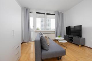 Family Apartment with Homely Atmosphere and Excellent for Remote Working by Noclegi Renters - 1