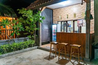 Mangrove Beach Hut - 8