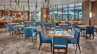 Holiday Inn & Suites Makati by IHG - 8