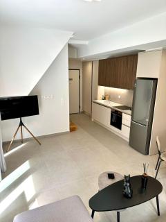 Glyfada Pool Residences - 9