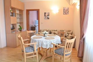 Bright 1BR Flat I Near Center & Ski Lift Bansko by Flat Mаnаger - 8