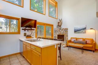 Steps to Grand Lake New Deck at The Innlet Condo - 2