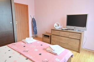 Bright 1BR Flat I Near Center & Ski Lift Bansko by Flat Mаnаger - 2