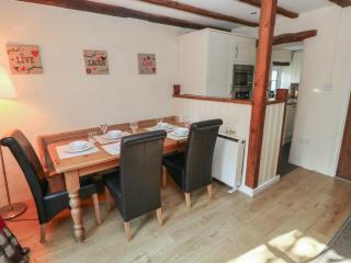 Carthouse Cottage - 4